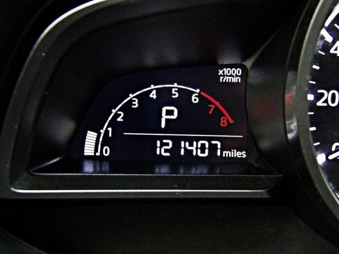 Used 2017 MAZDA MAZDA3 Touring image 14