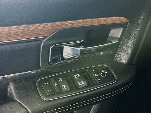 Used 2017 RAM 1500 Laramie w/ Convenience Group image 24