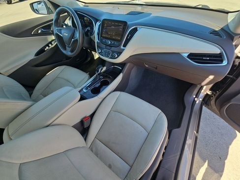 Used 2024 Chevrolet Malibu LT image 33