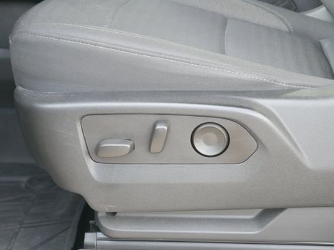 Certified 2022 Chevrolet Silverado 1500 LT Trail Boss image 15