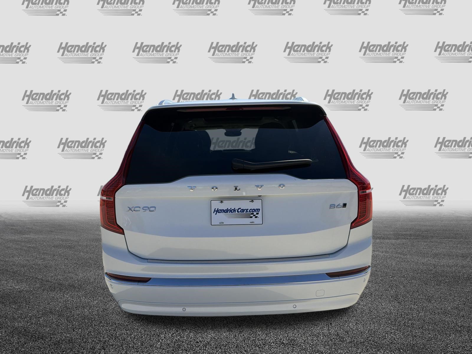 Used 2025 Volvo XC90 B6 Plus w/ Protection Package Premier AWD/4WD image 9