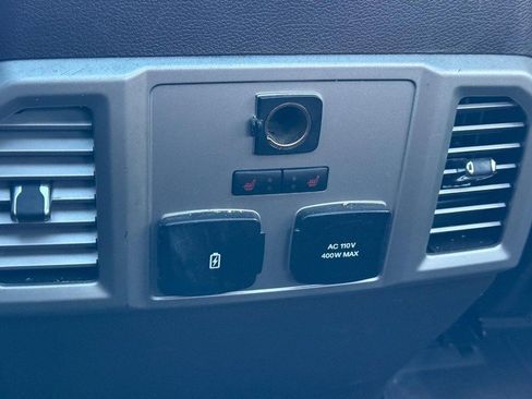 Used 2018 Ford F150 King Ranch image 11