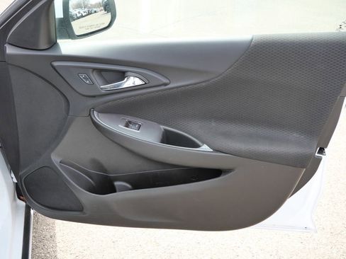 Used 2024 Chevrolet Malibu LT FWD image 16