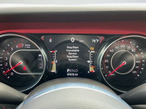 Used 2021 Jeep Wrangler Unlimited Rubicon AWD/4WD image 13