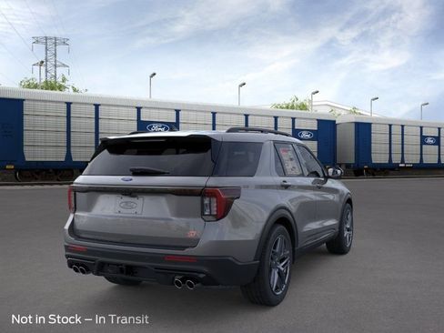 New 2026 Ford Explorer ST AWD/4WD image 8