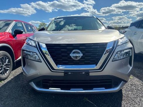 Certified 2023 Nissan Rogue Platinum w/ Platinum Premium Package AWD/4WD image 2