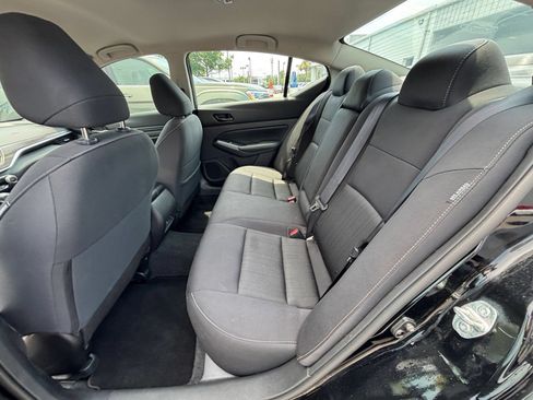 Used 2025 Nissan Altima 2.5 SV FWD image 25