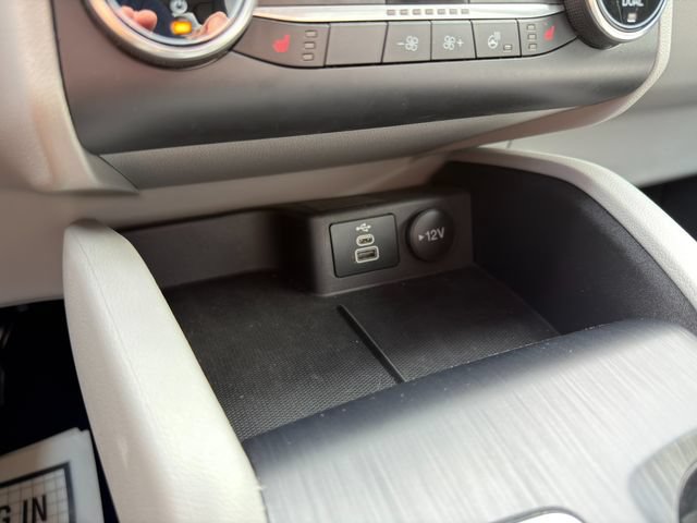 Used 2025 Ford Escape Active w/ Cold Weather Package AWD/4WD image 32