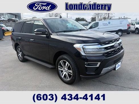Used 2024 Ford Expedition Limited image 1
