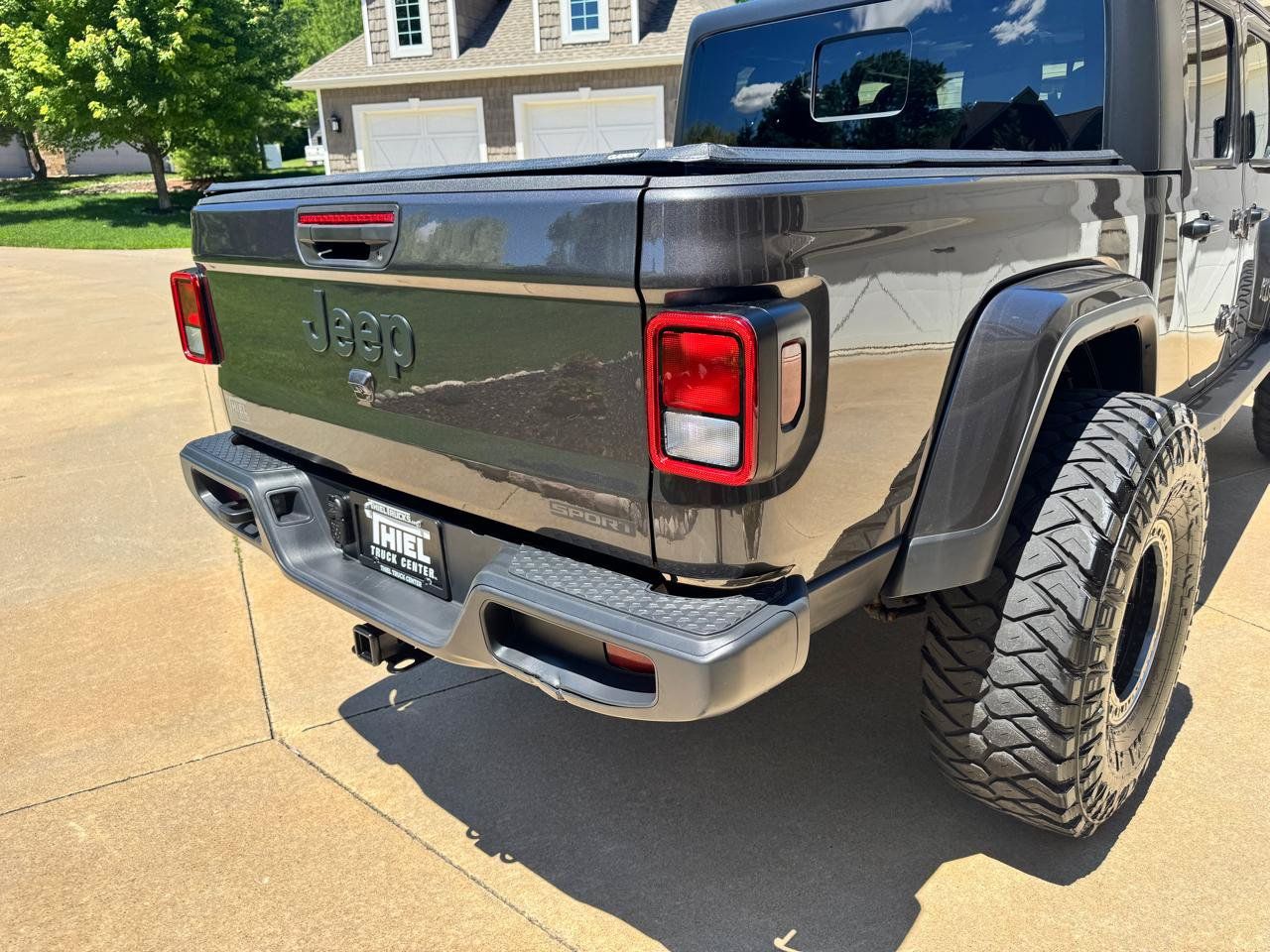 Used 2021 Jeep Gladiator Sport AWD/4WD image 37