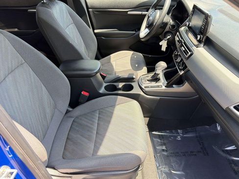 Used 2021 Kia Seltos LX AWD/4WD image 26