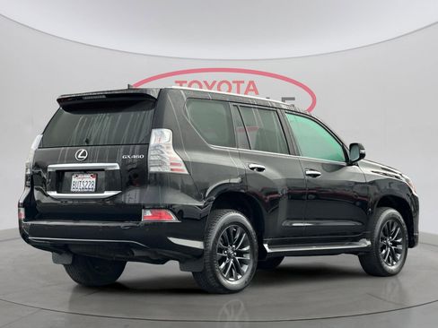 Used 2021 Lexus GX 460 Premium image 3