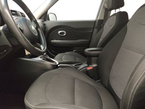 Used 2019 Kia Soul + FWD image 17