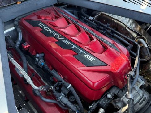 Used 2021 Chevrolet Corvette Stingray Preferred Cpe w/ Z51 Performance Package RWD image 16