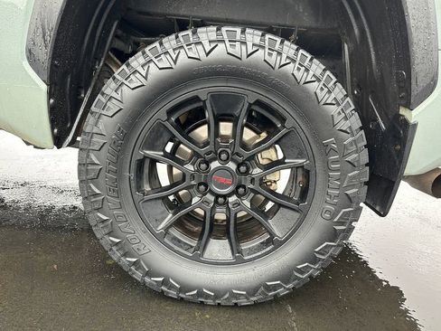 Used 2022 Toyota Tundra Limited image 12