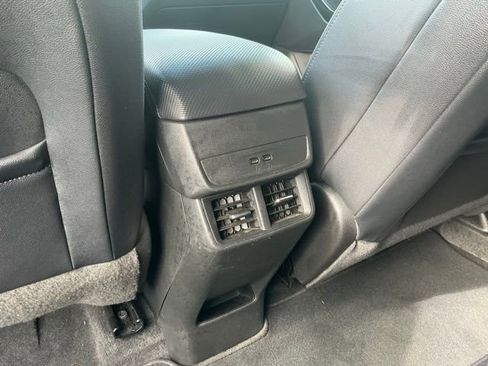Used 2025 Chevrolet Equinox LT w/ Convenience Package II FWD image 35
