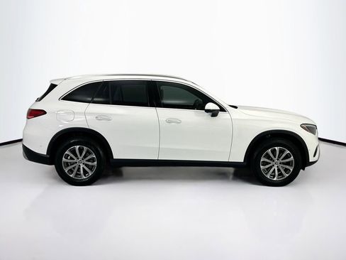 Used 2023 Mercedes-Benz GLC 300 image 4
