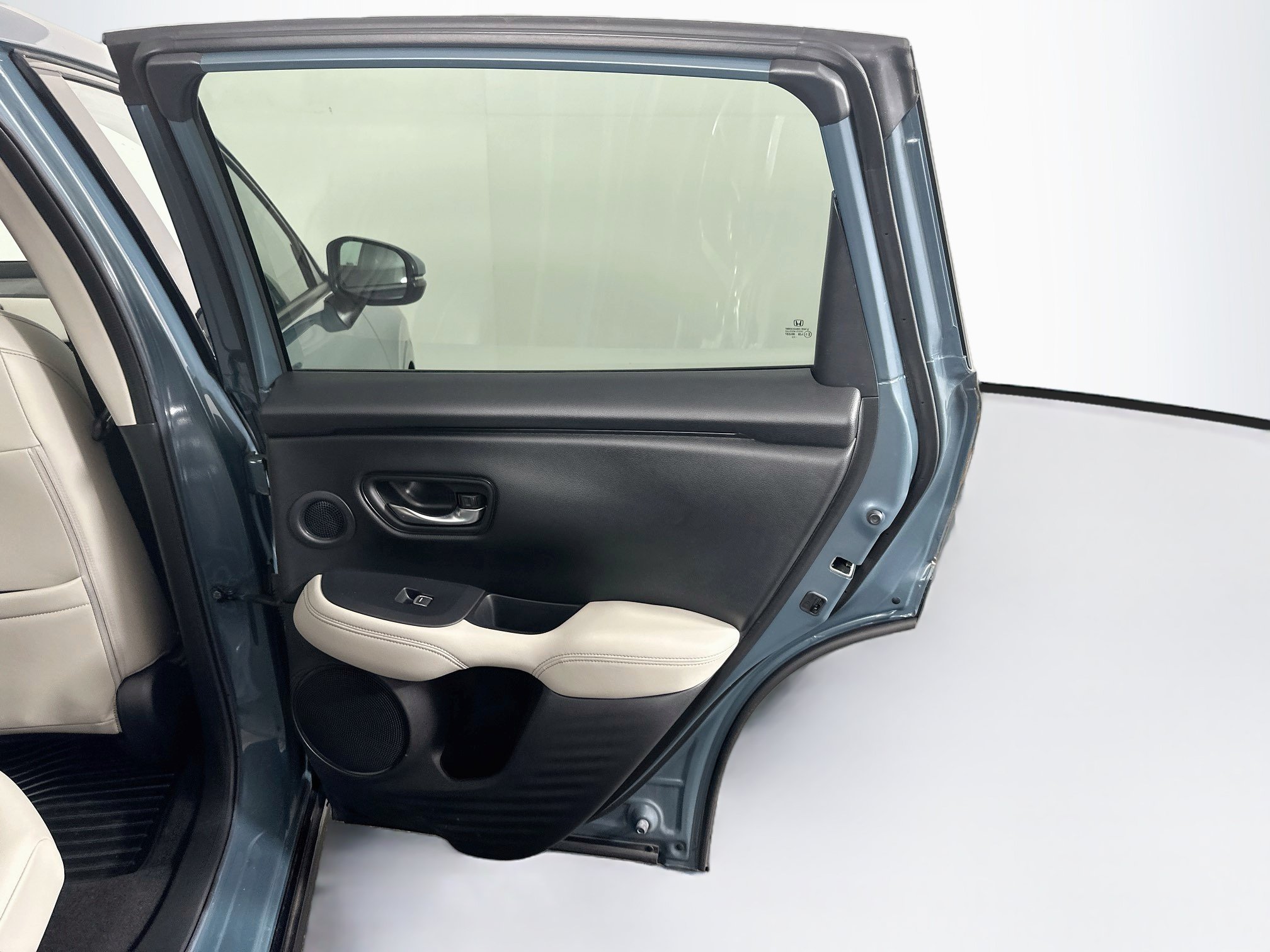Used 2024 Honda HR-V EX-L image 28