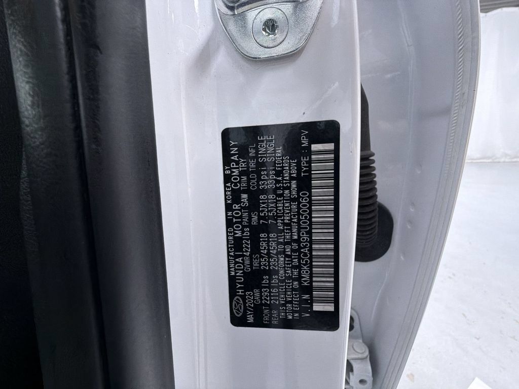 Used 2023 Hyundai Kona Limited AWD/4WD image 18