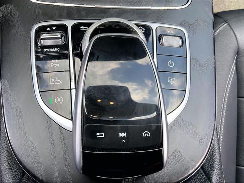 Used 2018 Mercedes-Benz E 300 image 33