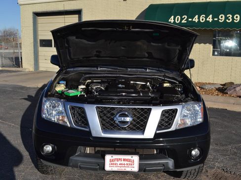 Used 2016 Nissan Frontier PRO-4X w/ Pro-4x Luxury Package image 46