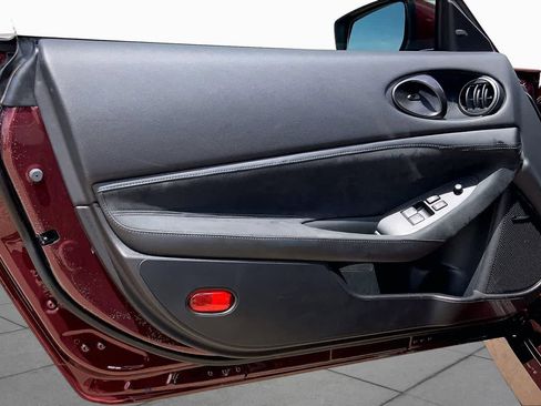 Used 2024 Nissan Z Performance w/ Floor Mat Package RWD image 20