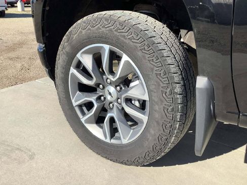 Used 2021 Chevrolet Silverado 1500 RST image 6