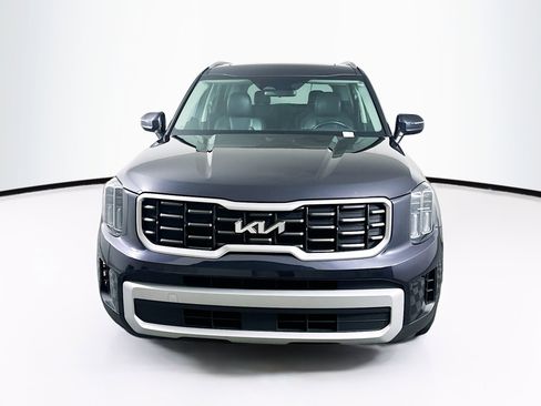Used 2025 Kia Telluride S FWD image 2