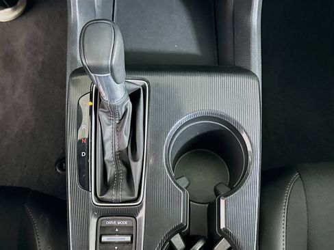 Used 2025 Honda Civic Sport image 24