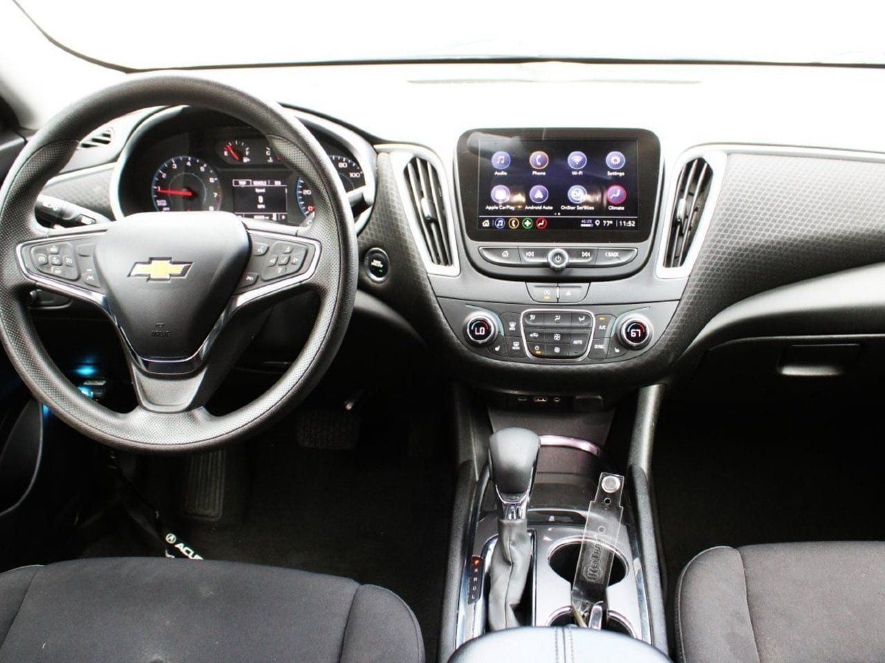 Used 2023 Chevrolet Malibu LT FWD image 15