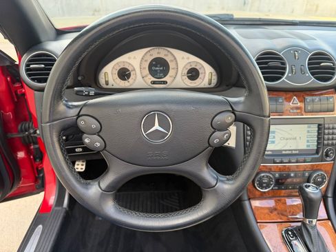 Used 2007 Mercedes-Benz CLK 350 Cabriolet image 12