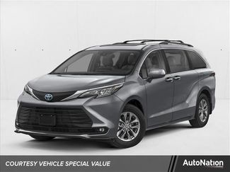 Used 2026 Toyota Sienna XLE FWD video 1