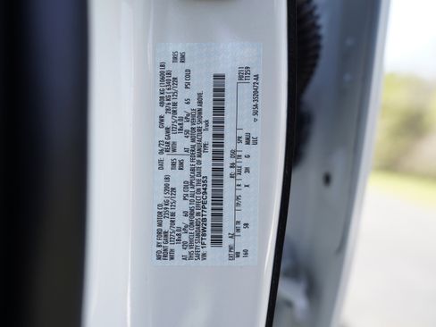 Used 2023 Ford F250 Lariat w/ Lariat Ultimate Package image 56