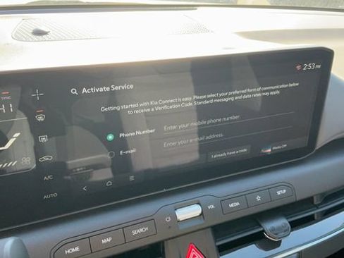 Certified 2025 Kia K4 EX FWD image 28