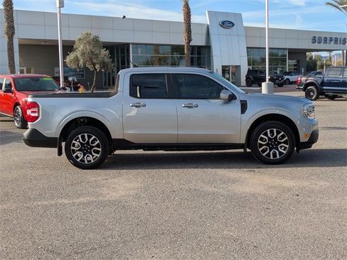 Used 2022 Ford Maverick Lariat image 7