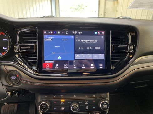 Used 2025 Dodge Durango GT image 40