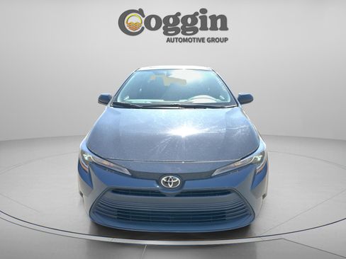 Used 2023 Toyota Corolla LE image 9