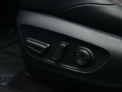 Used 2025 Toyota RAV4 XSE image 17