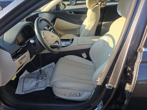 Used 2021 Genesis G80 2.5T RWD image 12