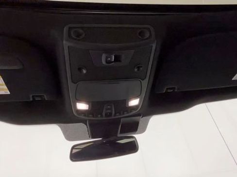 Used 2019 Ford F150 Platinum w/ Equipment Group 701A Luxury AWD/4WD image 35
