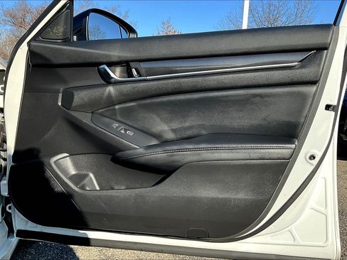 Used 2022 Honda Accord Sport Special Edition image 18
