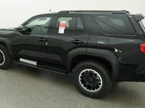 New 2026 Toyota 4Runner TRD Off-Road Premium AWD/4WD image 4