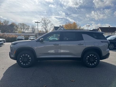 New 2026 Chevrolet Traverse Z71 w/ Enhanced Driving Package image 2