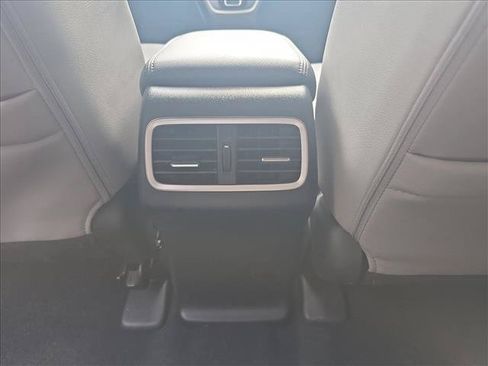 Used 2016 Honda CR-V Touring image 18