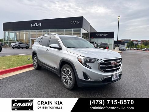 Used 2018 GMC Terrain SLT w/ Preferred Package AWD/4WD image 1