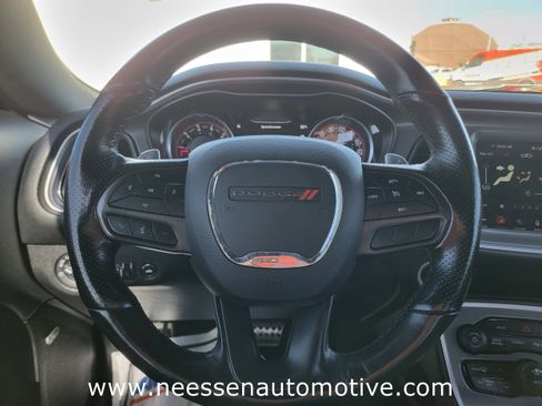 Used 2022 Dodge Challenger R/T Scat Pack image 17