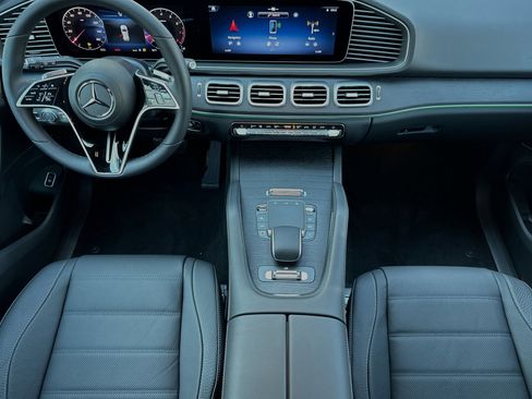 New 2025 Mercedes-Benz GLE 580 4MATIC image 13