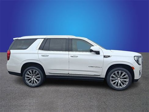 Used 2023 GMC Yukon Denali image 7