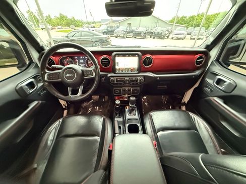Used 2019 Jeep Wrangler Unlimited Rubicon image 12