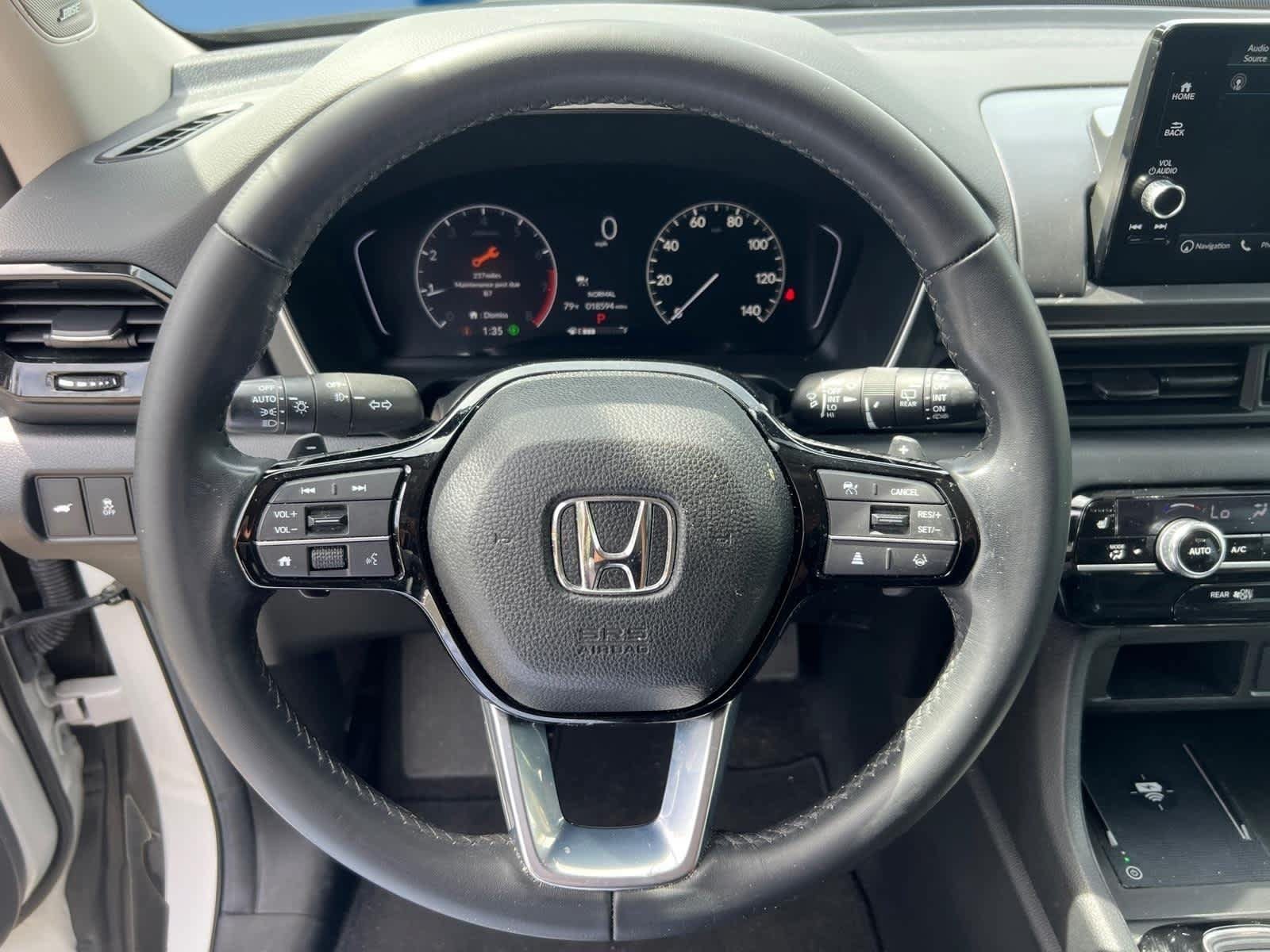 Used 2024 Honda Pilot Touring image 16